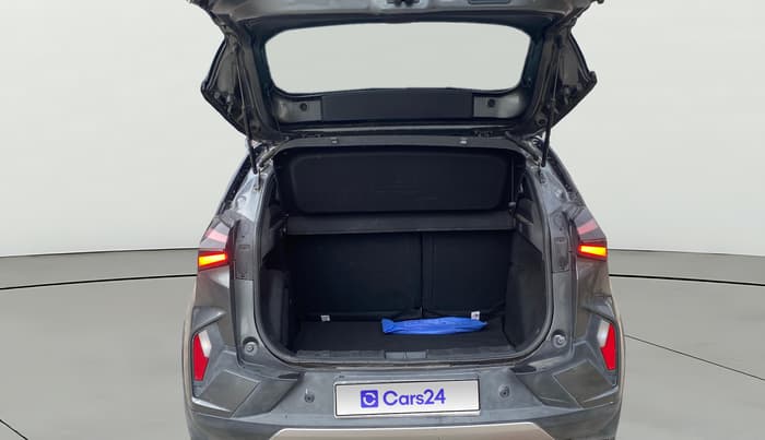 2024 Tata NEXON FEARLESS + SUNROOF DCA DUAL TONE 1.2 PETROL, Petrol, Automatic, 26,543 km, Boot Open Zoomed View