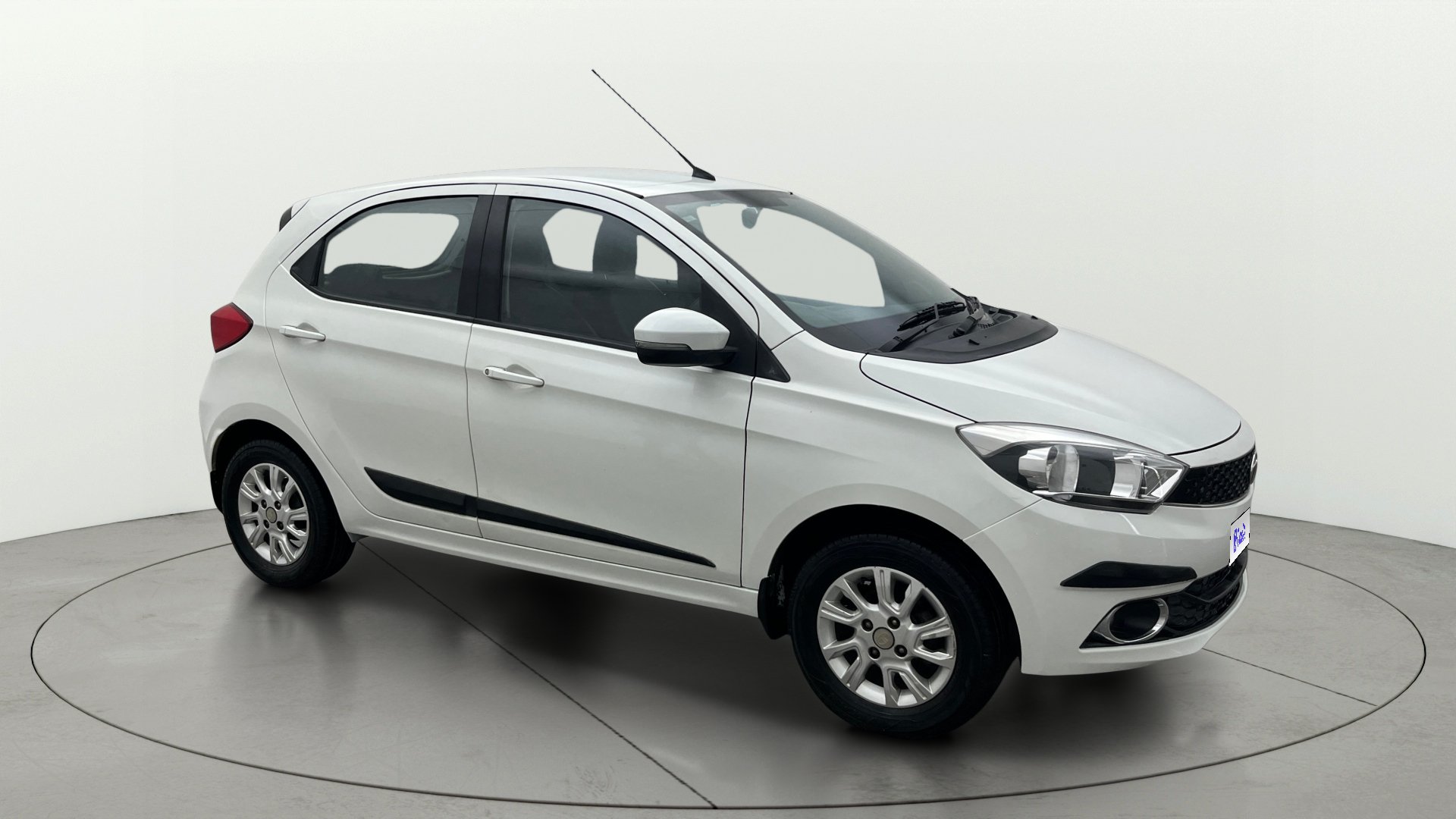 2017 Tata Tiago 2021-2026 XZ PETROL 2017 Tata Tiago 2021-2026 XZ PETROL