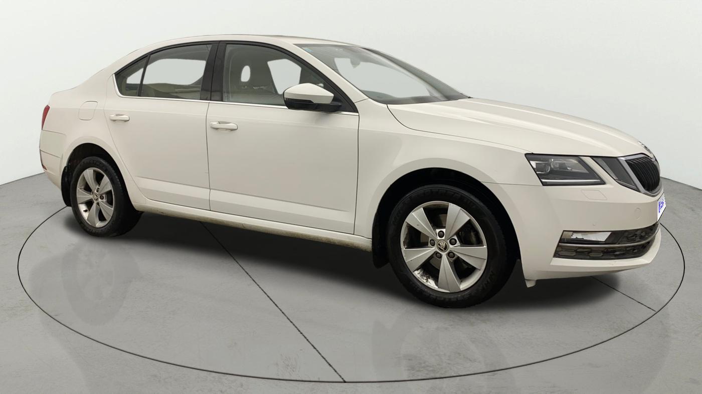 2019 Skoda Octavia STYLE 1.4 TSI, Petrol, Manual, 1,07,990 km, SRP
