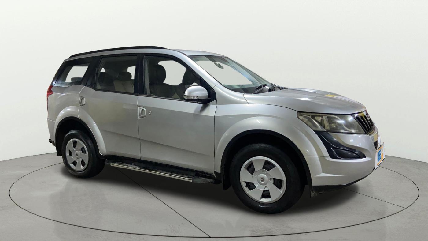 2017 Mahindra XUV500 W6, Diesel, Manual, 94,939 km, SRP