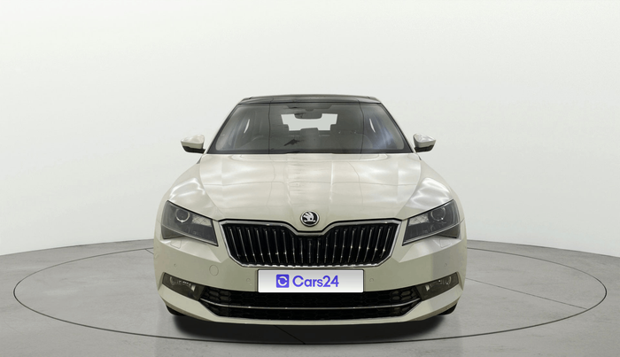 2017 Skoda Superb STYLE 1.8 TSI AT, Petrol, Automatic, 38,280 km, Front