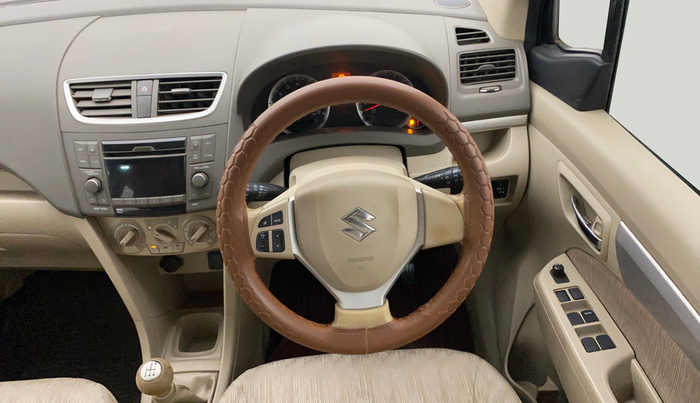 2015 Maruti Ertiga ZXI, Petrol, Manual, 96,665 km, Steering Wheel Close Up