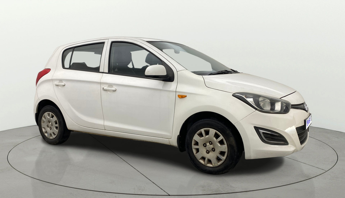 2013 Hyundai i20 MAGNA 1.2, Petrol, Manual, 61,580 km, Right Front Diagonal