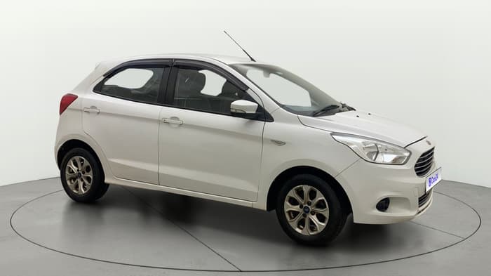 2016 Ford New Figo TITANIUM1.5 DIESEL, Diesel, Manual, 1,27,235 km, Right Front Diagonal