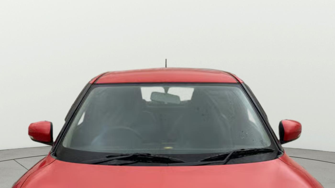 2022 Maruti Swift VXI, Petrol, Manual, 40,355 km, Front Windshield