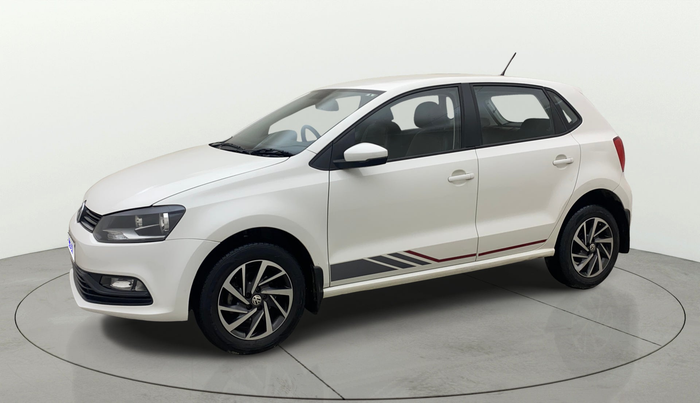 2017 Volkswagen Polo COMFORTLINE 1.2L, Petrol, Manual, 24,981 km, Left Front Diagonal