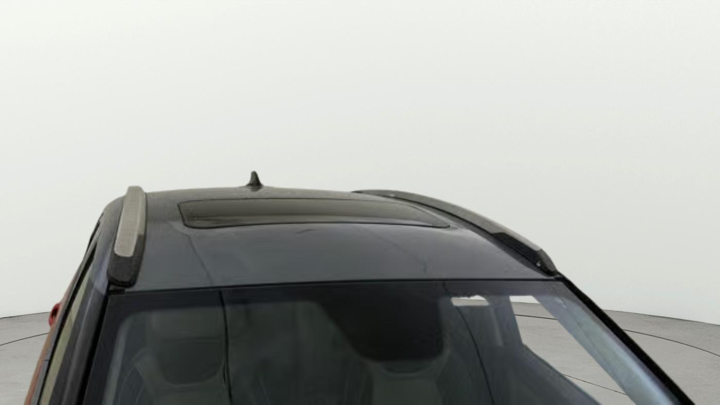 2022 Tata NEXON XZ PLUS SUNROOF PETROL DUAL TONE, Petrol, Manual, 70,753 km, Roof
