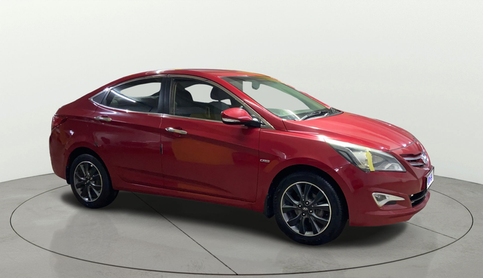 2016 Hyundai Verna 1.6 CRDI SX, Diesel, Manual, 1,02,496 km, Right Front Diagonal