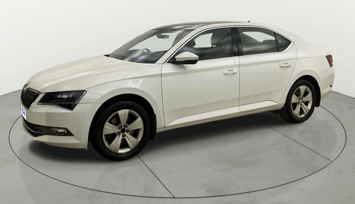 2017 Skoda Superb STYLE 1.8 TSI AT, Petrol, Automatic, 38,280 km, Left Front Diagonal
