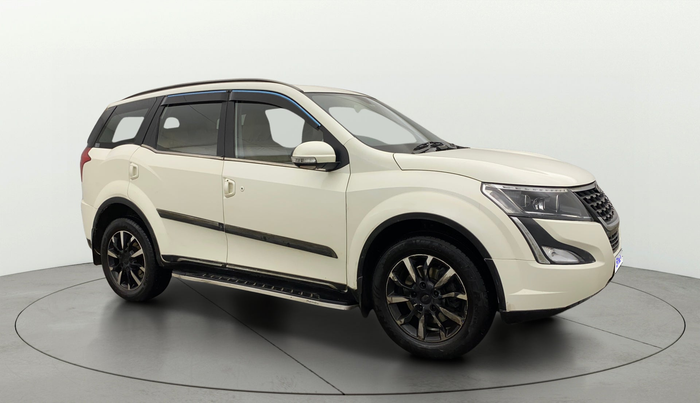 2019 Mahindra XUV500 W11 AT, Diesel, Automatic, 93,553 km, Right Front Diagonal
