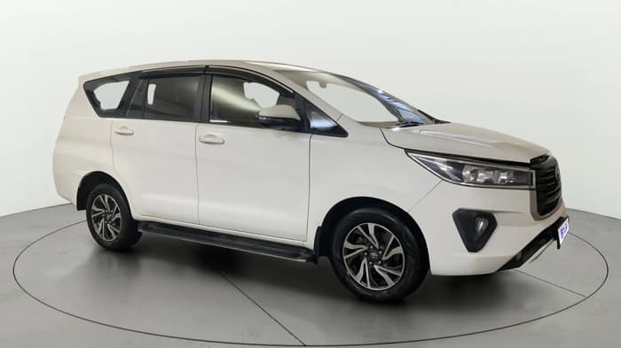2021 Toyota Innova Crysta 2.4 GX AT 7 STR, Diesel, Automatic, 92,290 km, Right Front Diagonal