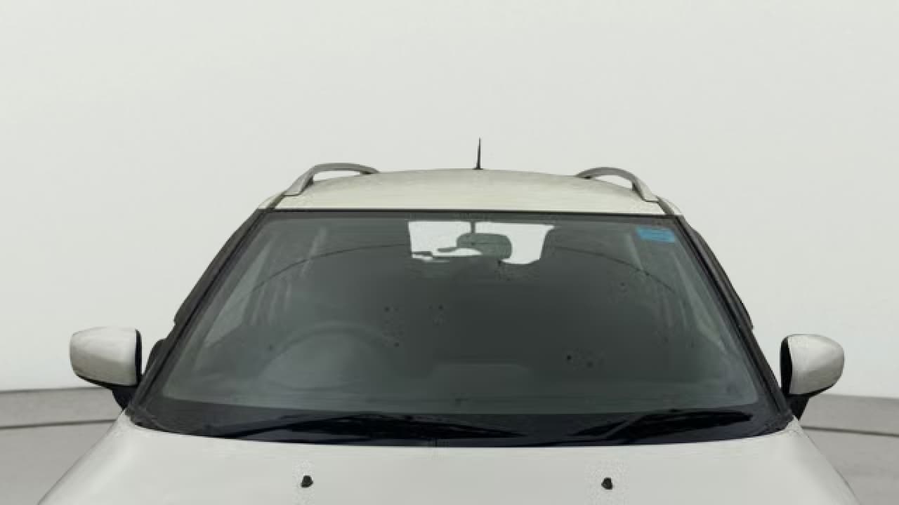 2022 Maruti IGNIS ALPHA 1.2, Petrol, Manual, 29,403 km, Front Windshield