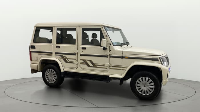 2021 Mahindra Bolero B6 (O), Diesel, Manual, 49,418 km, Right Front Diagonal