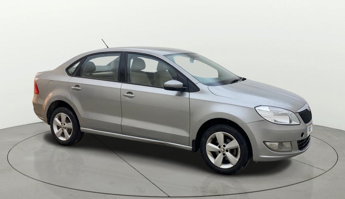 2015 Skoda Rapid AMBITION 1.6 MPI MT, Petrol, Manual, 90,252 km, SRP