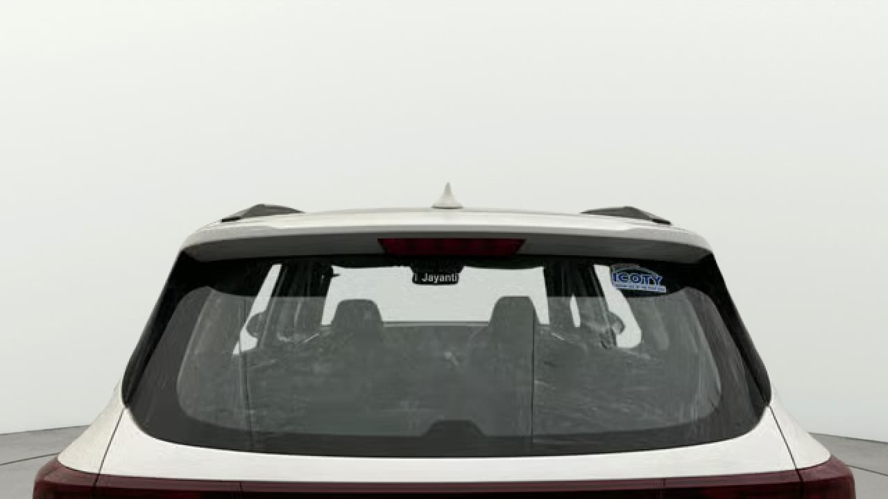 2023 KIA CARENS PRESTIGE 1.5 PETROL 7 STR, Petrol, Manual, 28,858 km, Rear Windshield