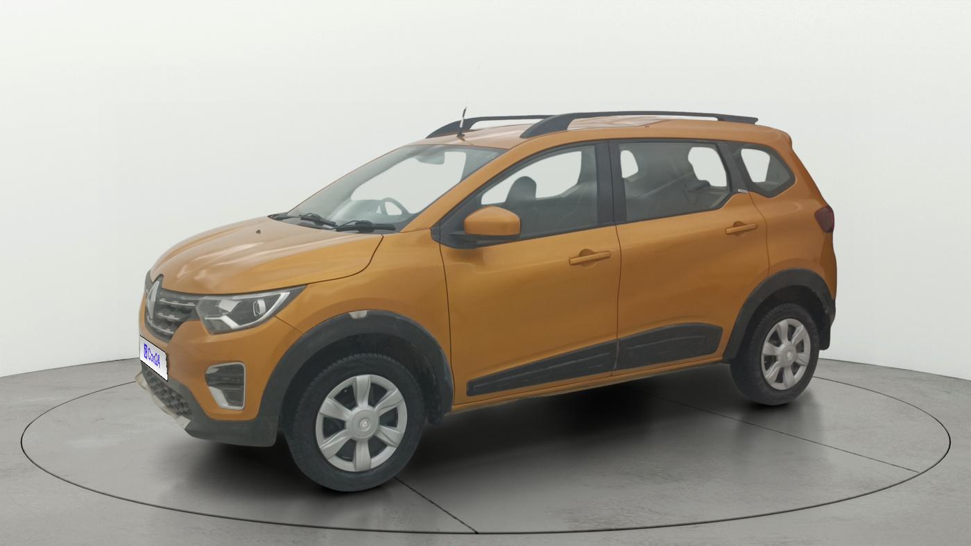 2021 Renault TRIBER RXZ, Petrol, Manual, 61,170 km, Left Front Diagonal