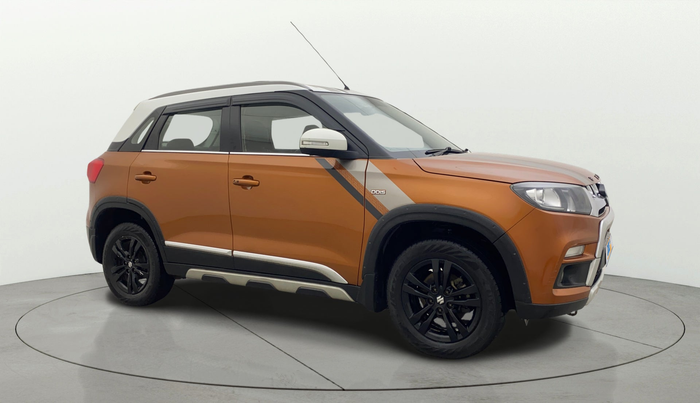 2019 Maruti Vitara Brezza ZDI PLUS AT DUAL TONE, Diesel, Automatic, 76,908 km, Right Front Diagonal