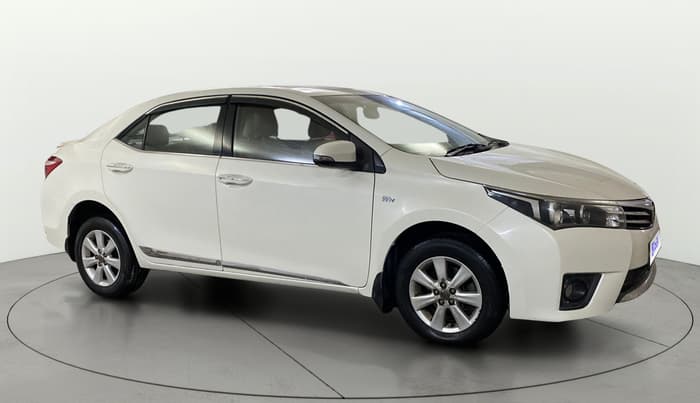 2015 Toyota Corolla Altis G CVT PETROL, Petrol, Automatic, 1,08,835 km, Right Front Diagonal