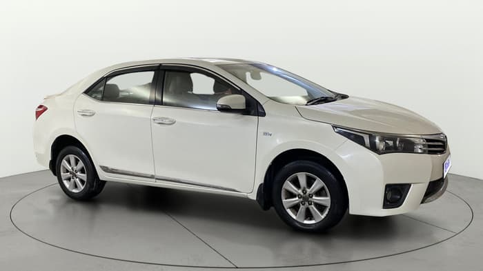 2015 Toyota Corolla Altis G CVT PETROL, Petrol, Automatic, 1,08,835 km, Right Front Diagonal