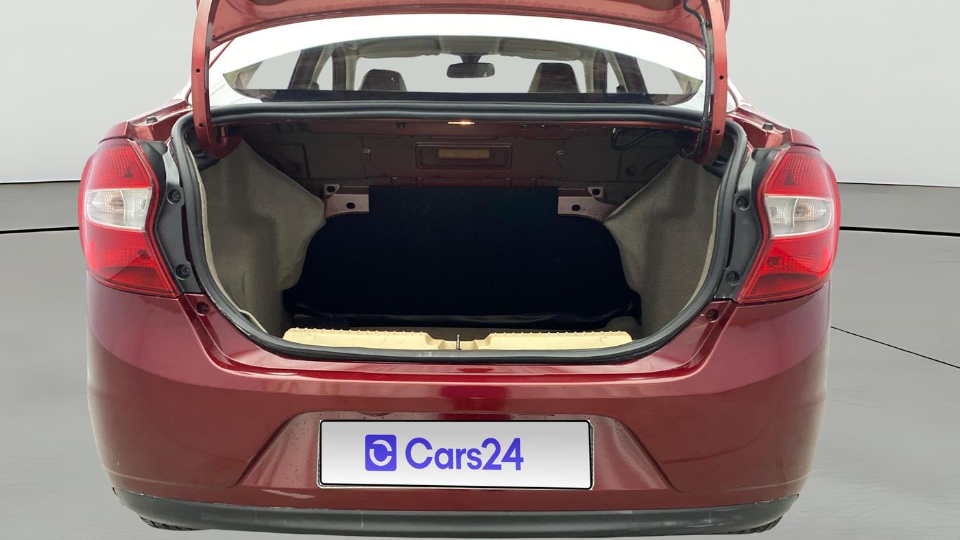 2017 Ford Figo Aspire TITANIUM 1.2 PETROL, Petrol, Manual, 38,800 km, Boot Open Zoomed View