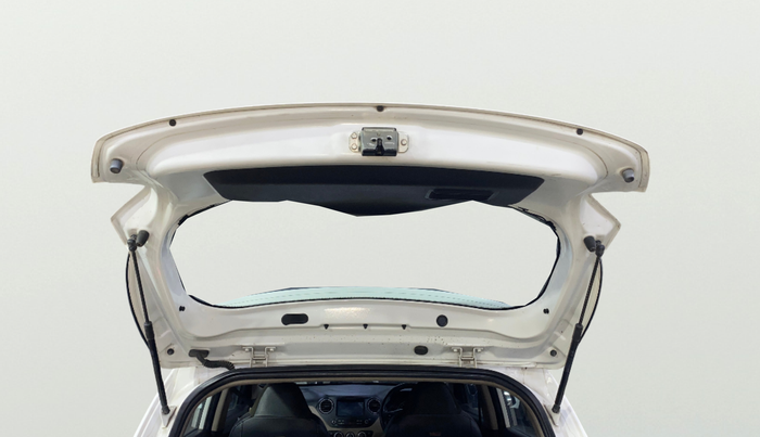 2019 Hyundai Grand i10 SPORTZ 1.2 KAPPA VTVT, Petrol, Manual, 1,00,189 km, Boot Door Open