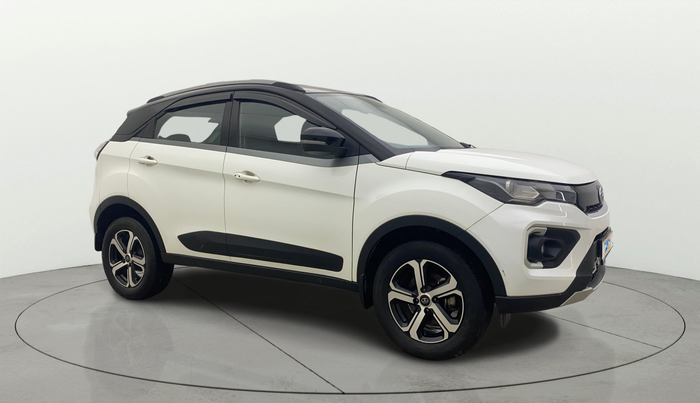 2021 Tata NEXON XZA PLUS (O) DIESEL DUAL TONE, Diesel, Automatic, 46,355 km, Right Front Diagonal