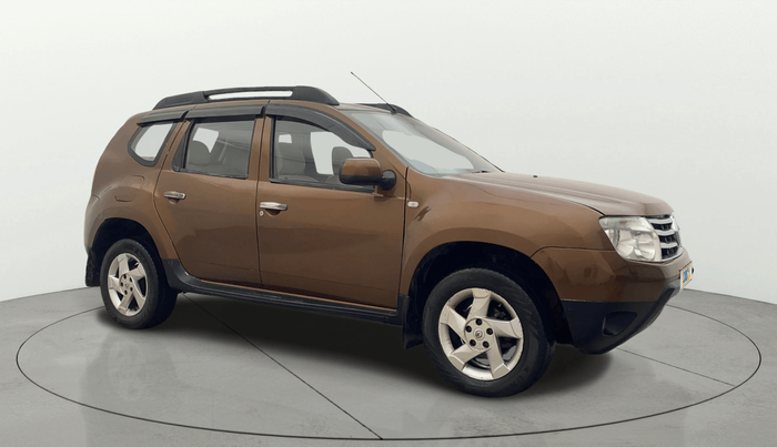 2014 Renault Duster 85 PS RXL DIESEL (OPT), Diesel, Manual, 1,26,494 km, Right Front Diagonal
