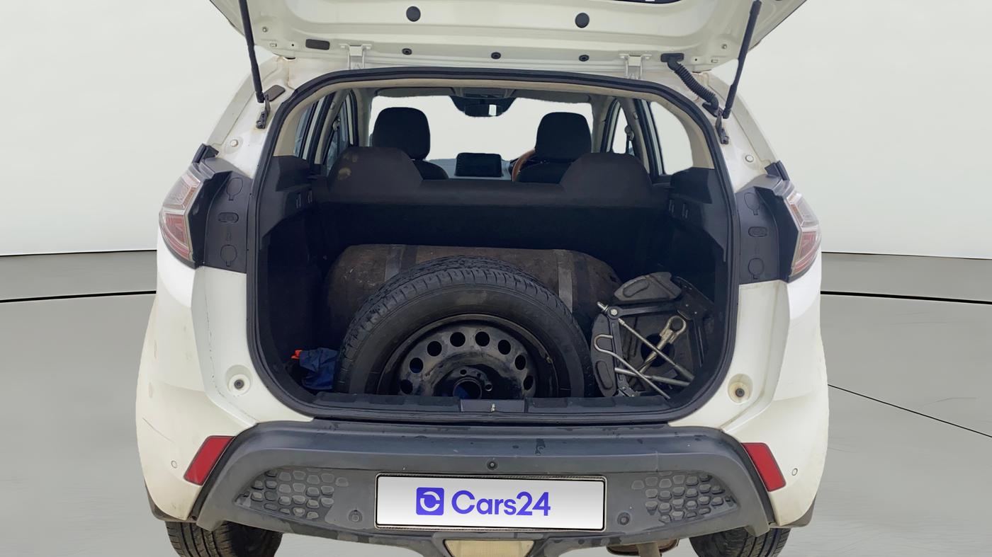 2019 Tata NEXON XM PETROL, CNG, Manual, 97,213 km, Boot Open Zoomed View