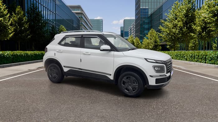 2025 Hyundai VENUE SX Executive 1.2 Petrol MT, Petrol, Manual, 3,604 km, Right Front Diagonal