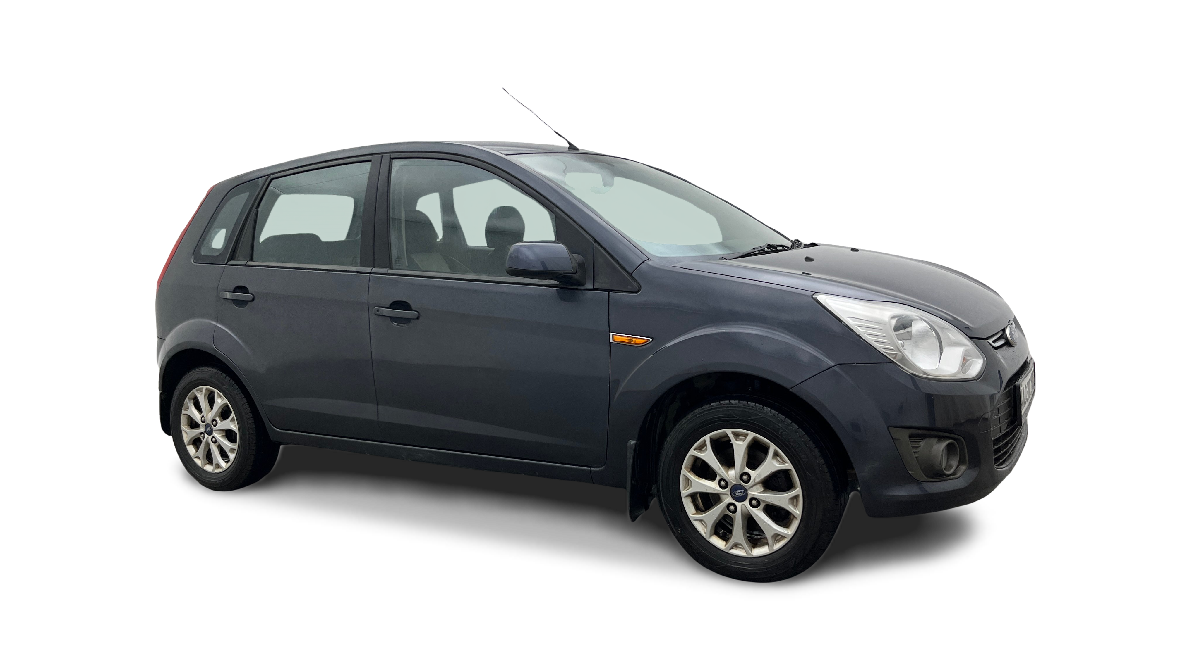 2013 Ford Figo - Hatchback - Petrol - Manual - ₹2.35 lakh