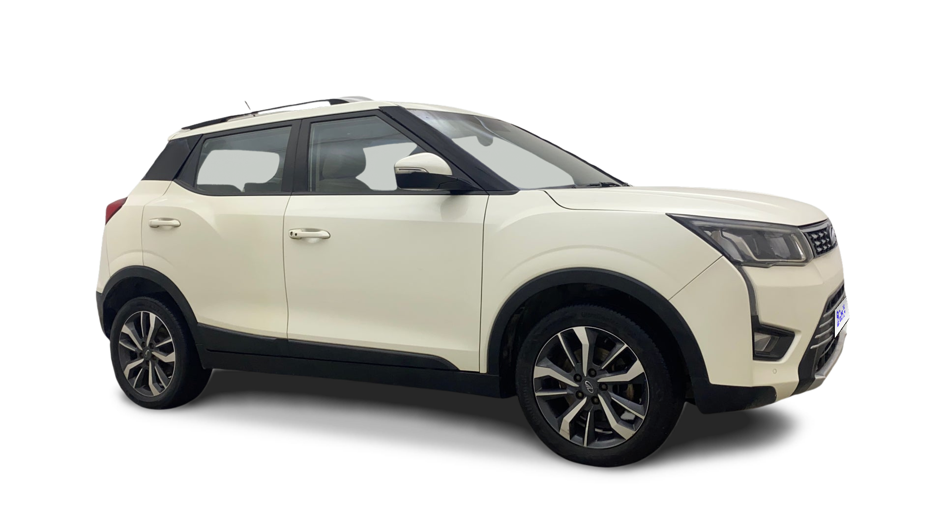 2020 Mahindra XUV300 - SUV - Petrol - Manual - ₹6.28 lakh