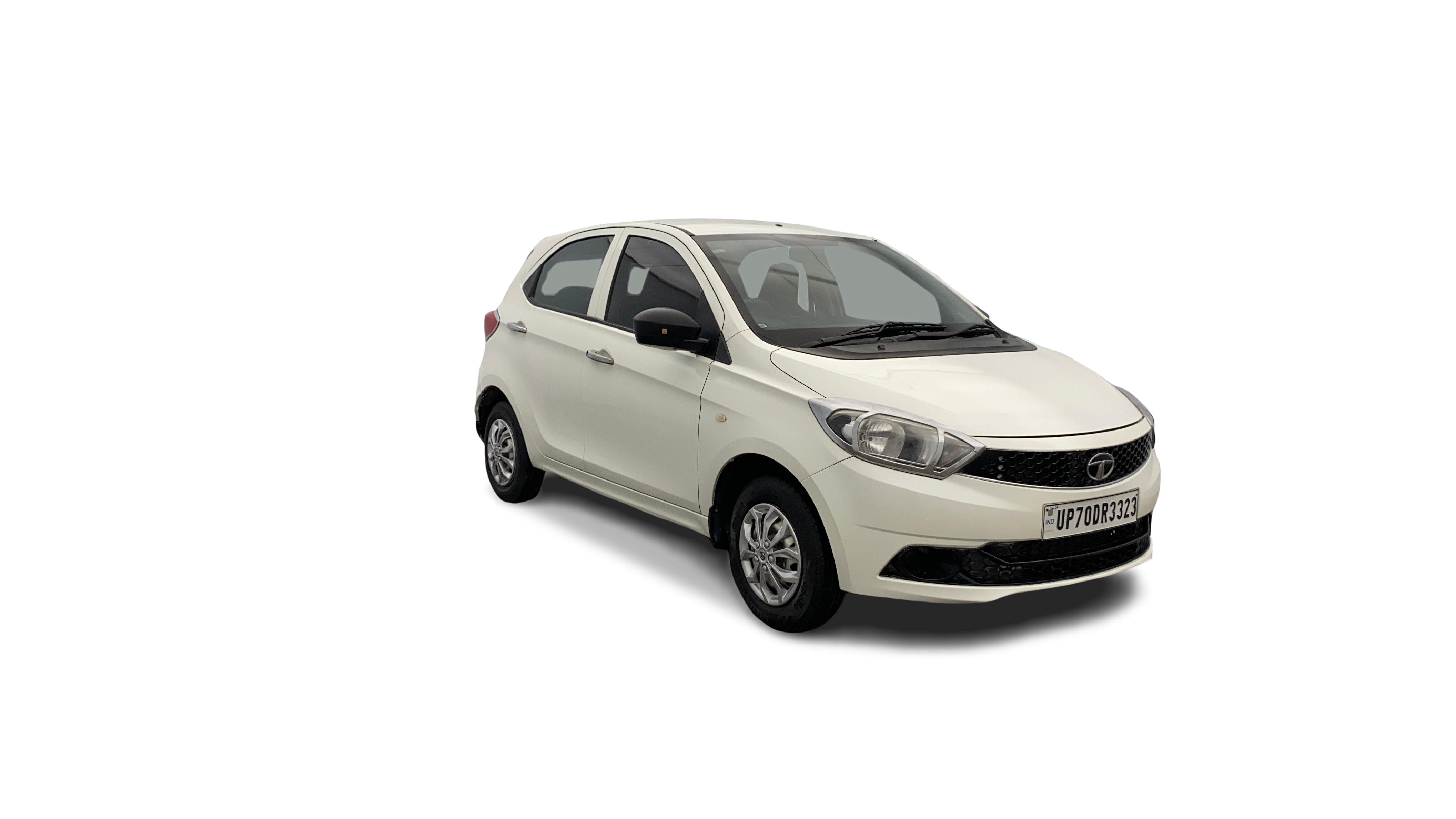 Tata Tiago-img