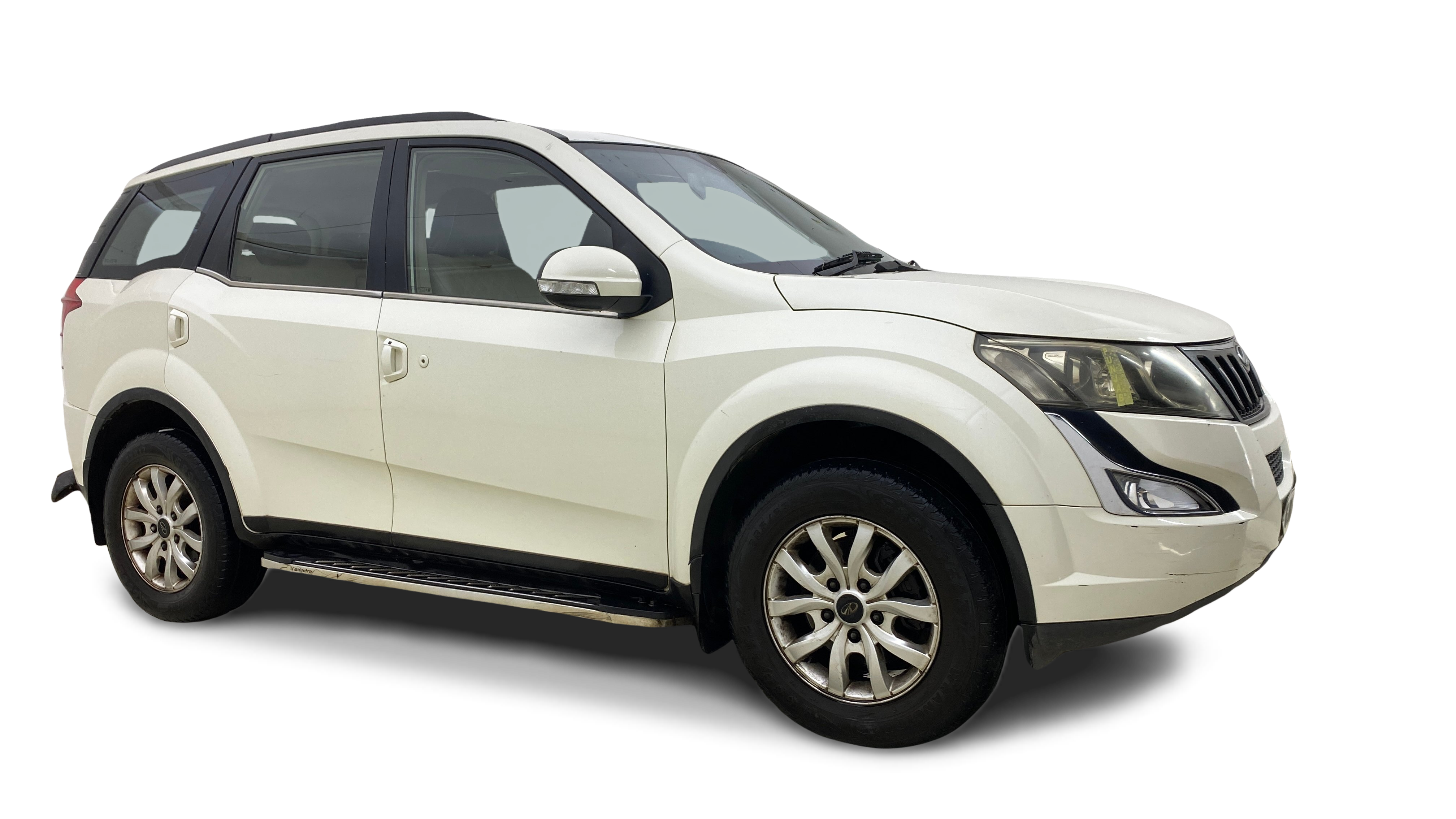 2015 Mahindra XUV500 - SUV - Diesel - Manual - ₹5.94 lakh