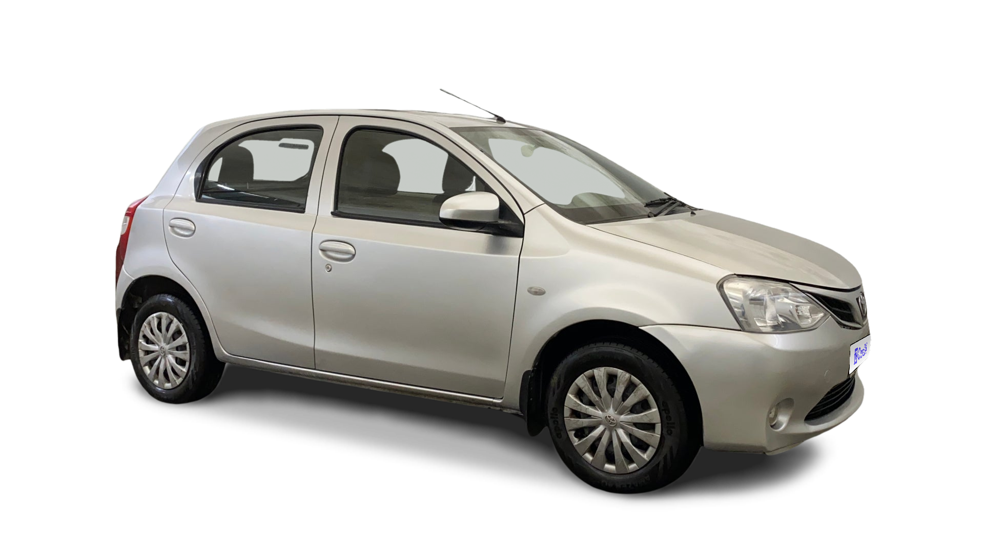 Toyota Etios Liva-img