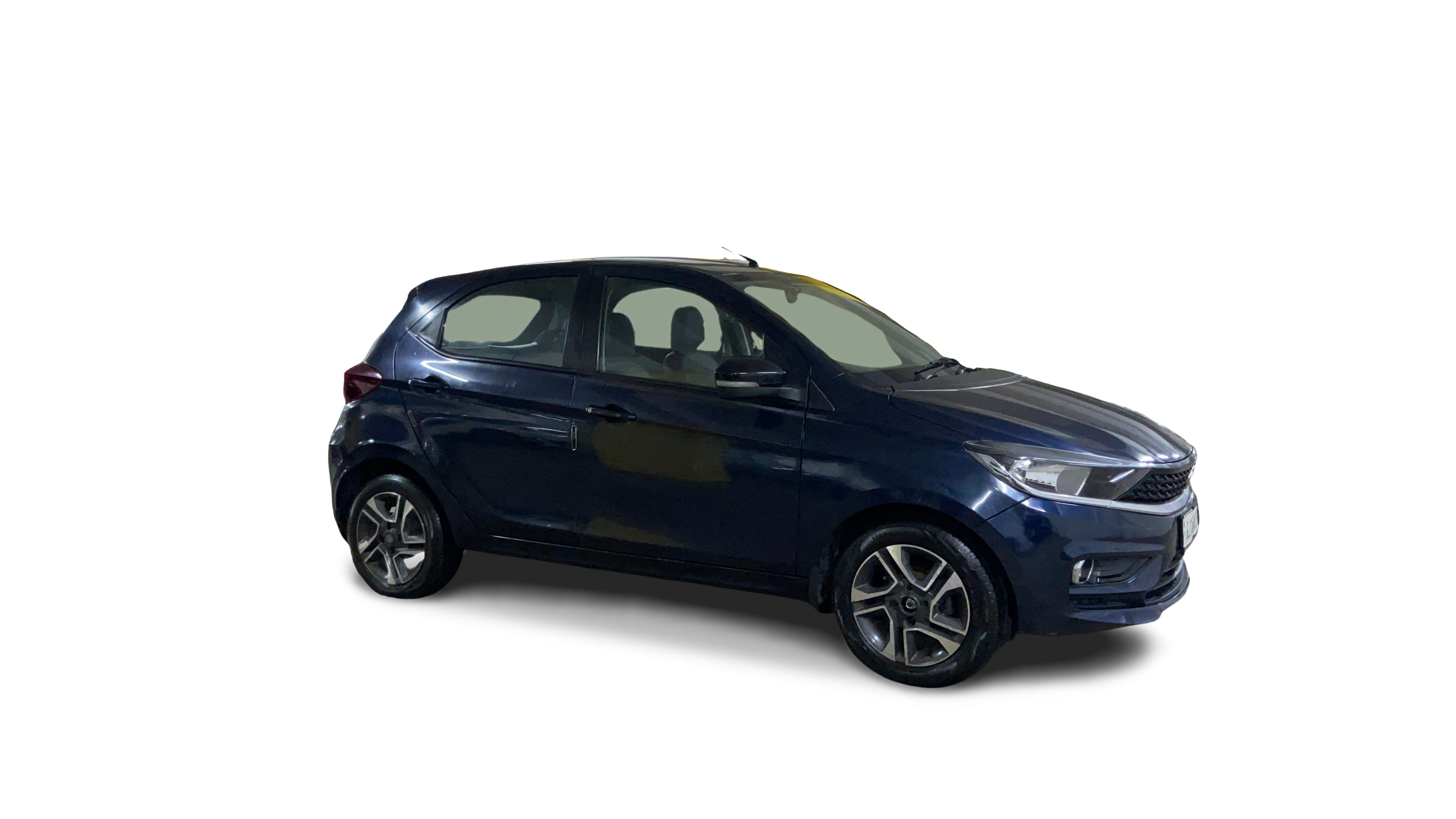Tata Tiago-img