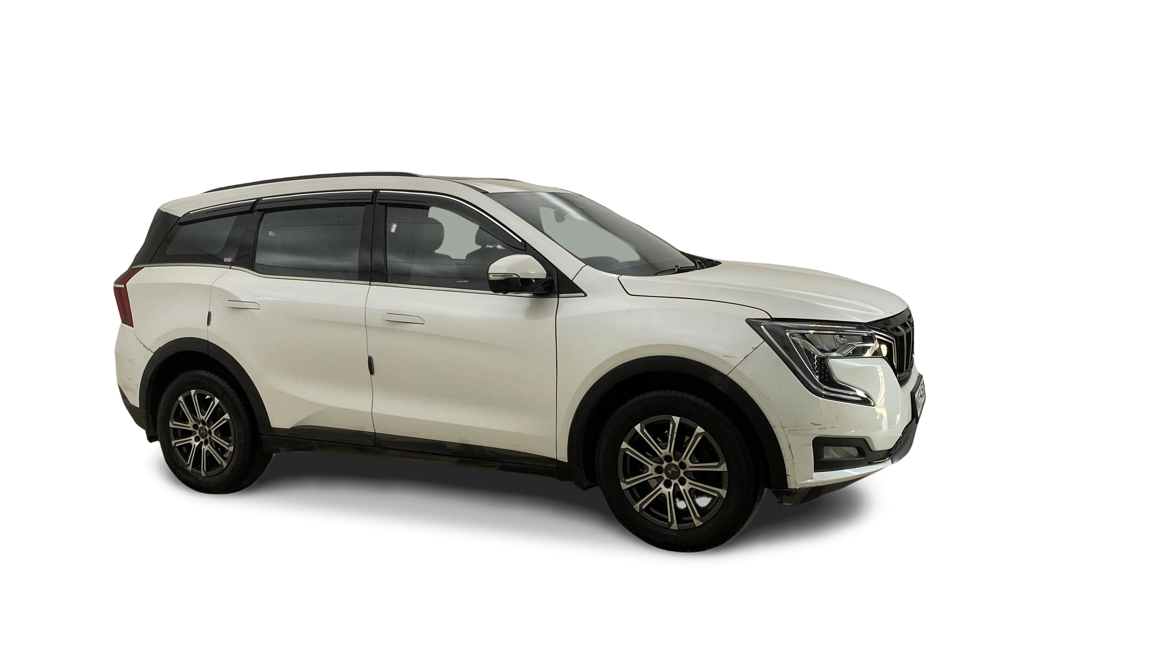 2023 Mahindra XUV700 - SUV - Diesel - Automatic - ₹20.86 lakh
