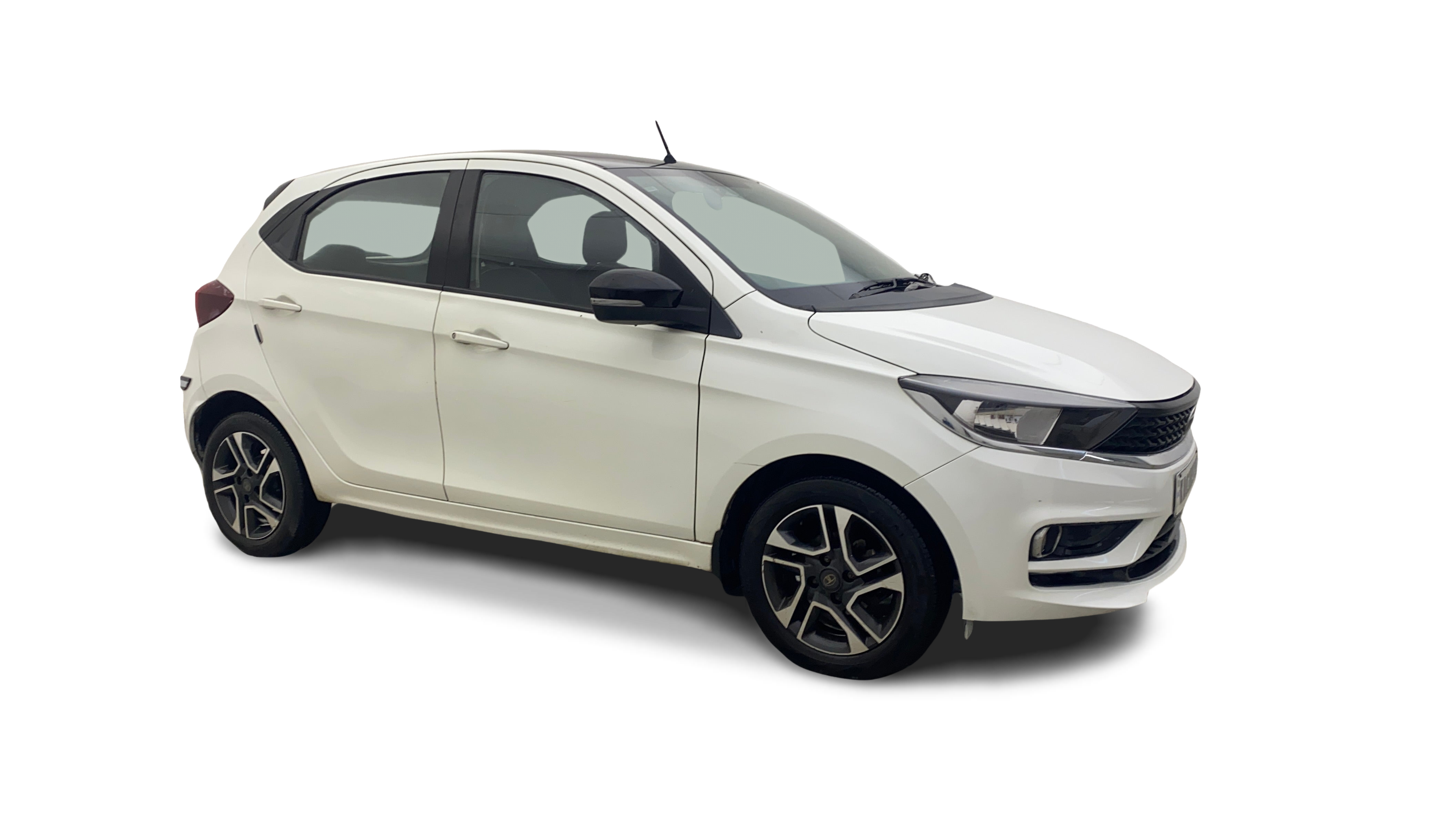 Tata Tiago-img