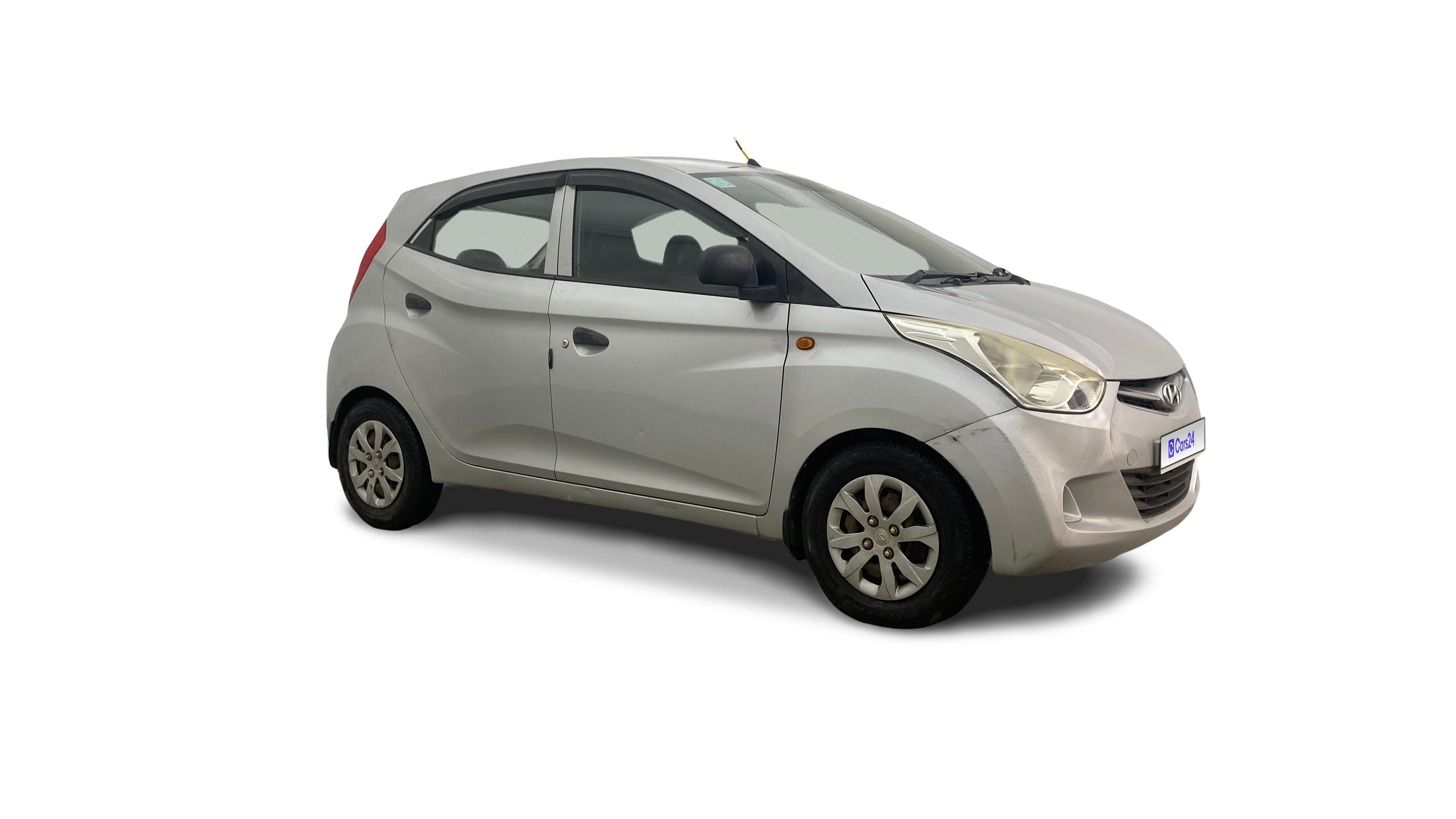 2014 Hyundai Eon - Hatchback - Petrol - Manual - ₹2.32 lakh