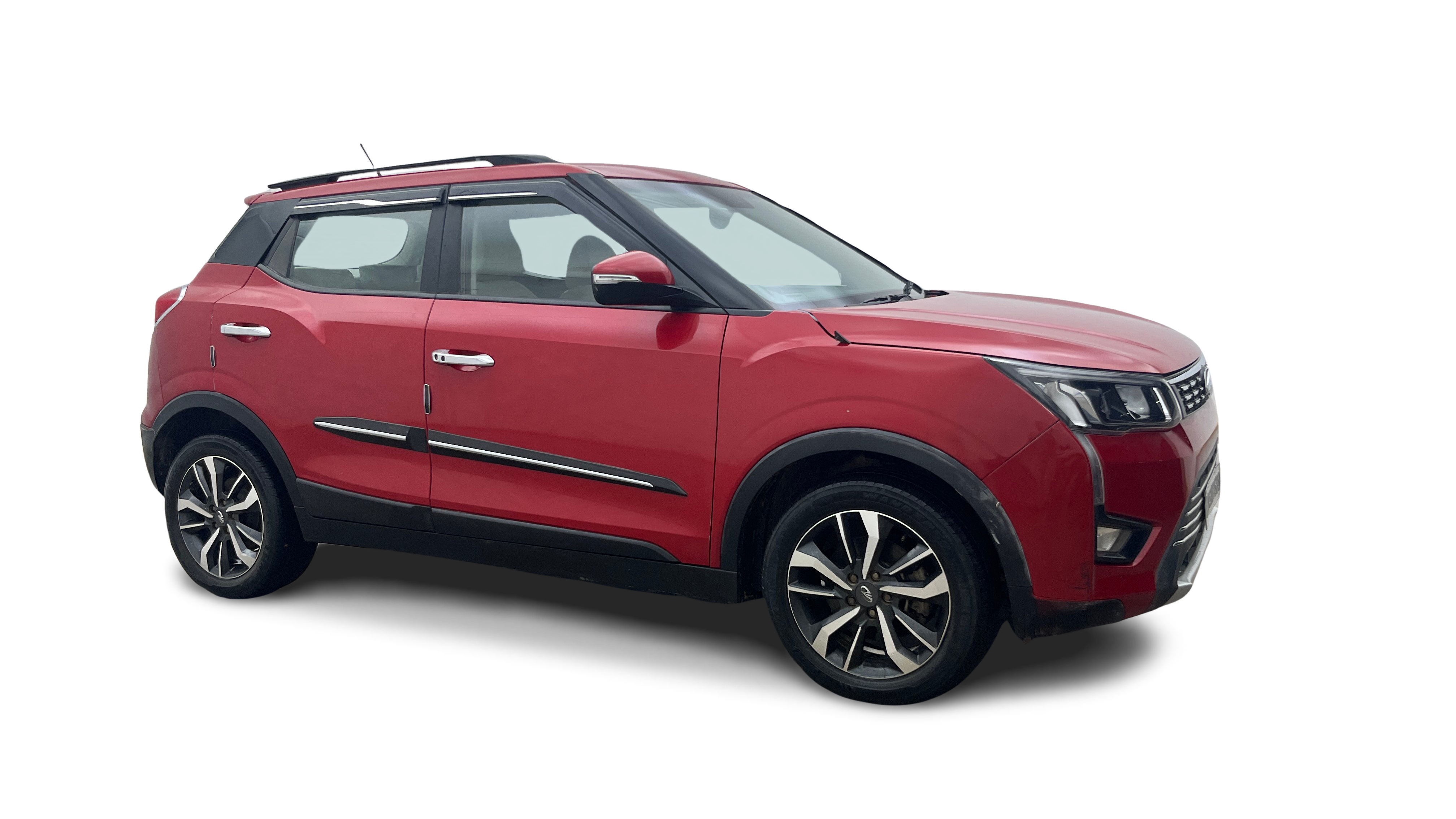 2020 Mahindra XUV300 - SUV - Petrol - Manual - ₹7.74 lakh