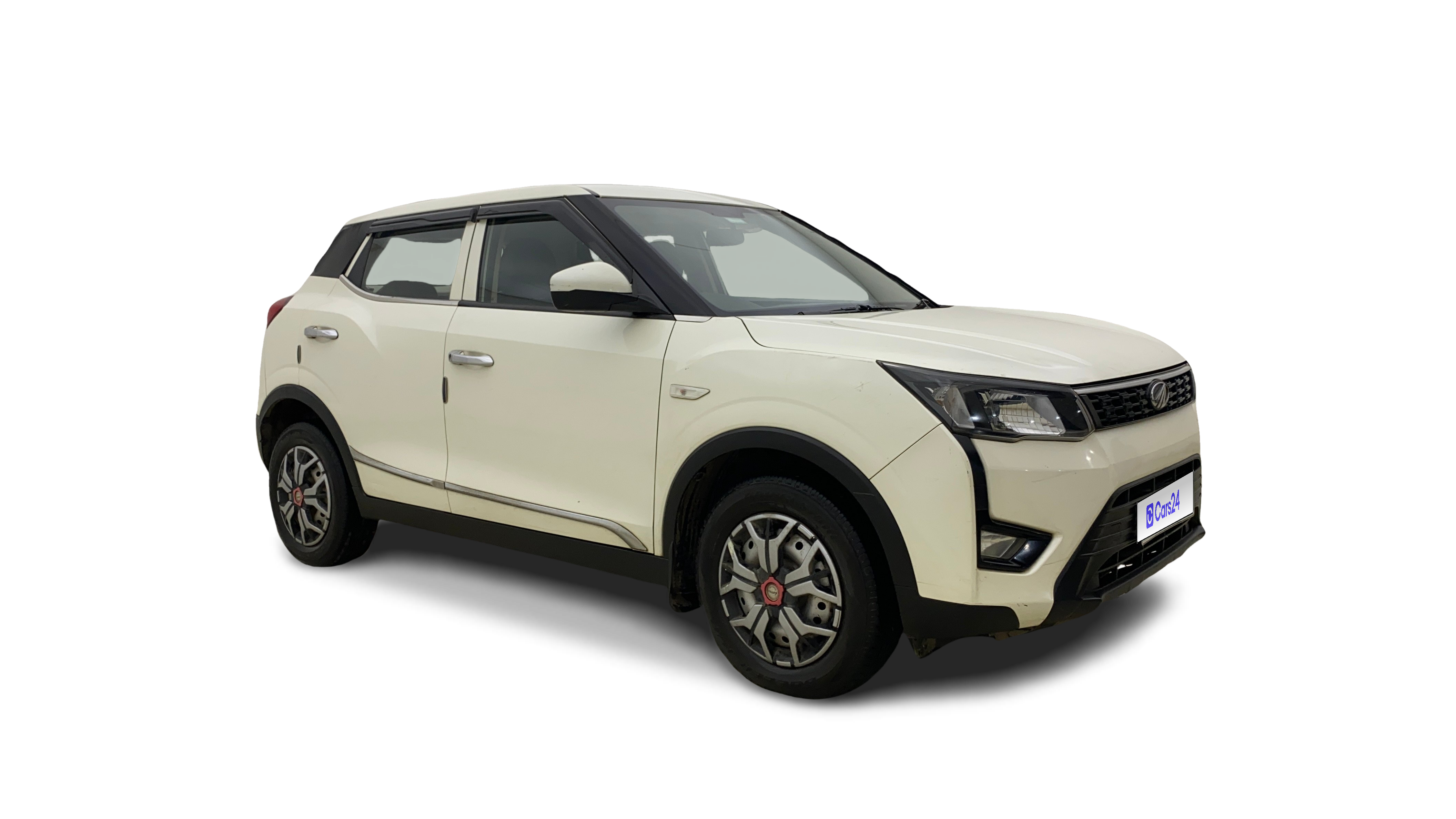 2022 Mahindra XUV300 - SUV - Petrol - Manual - ₹5.67 lakh