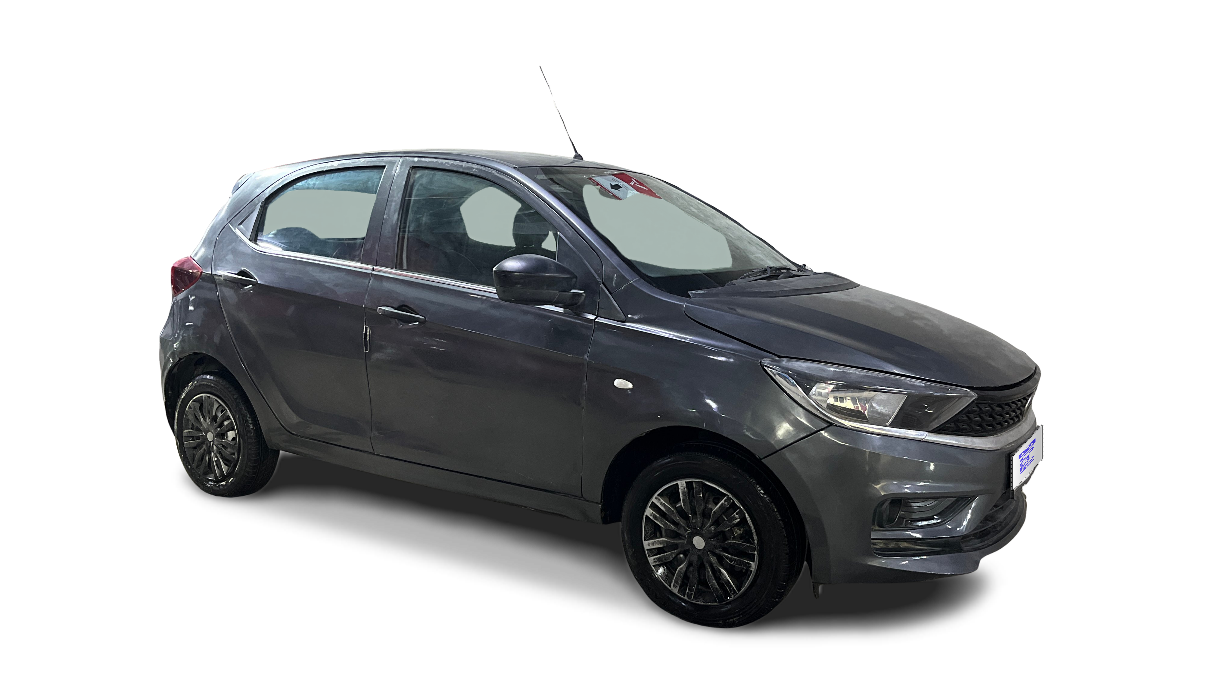 2023 Tata Tiago - Hatchback - CNG - Manual - ₹4.56 lakh