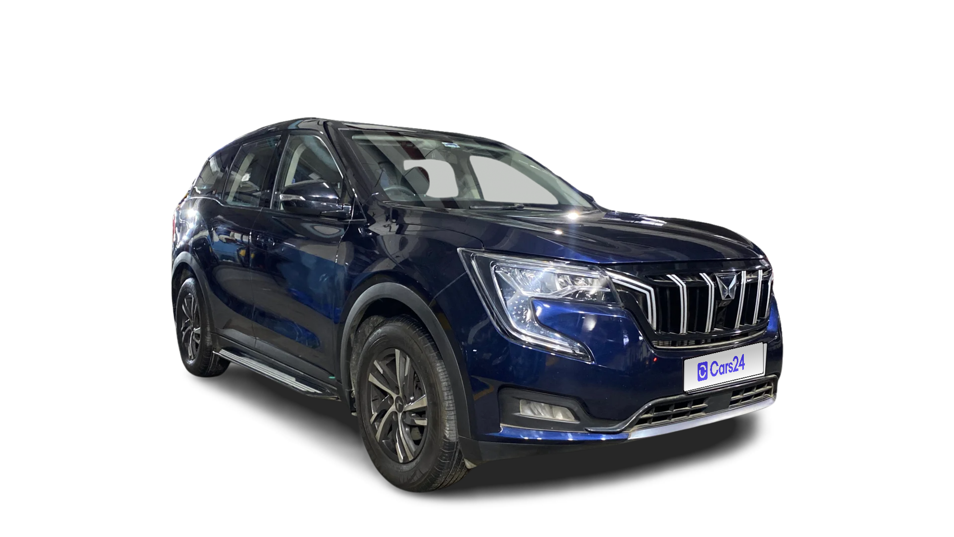 2021 Mahindra XUV700 - SUV - Petrol - Manual - ₹12.80 lakh