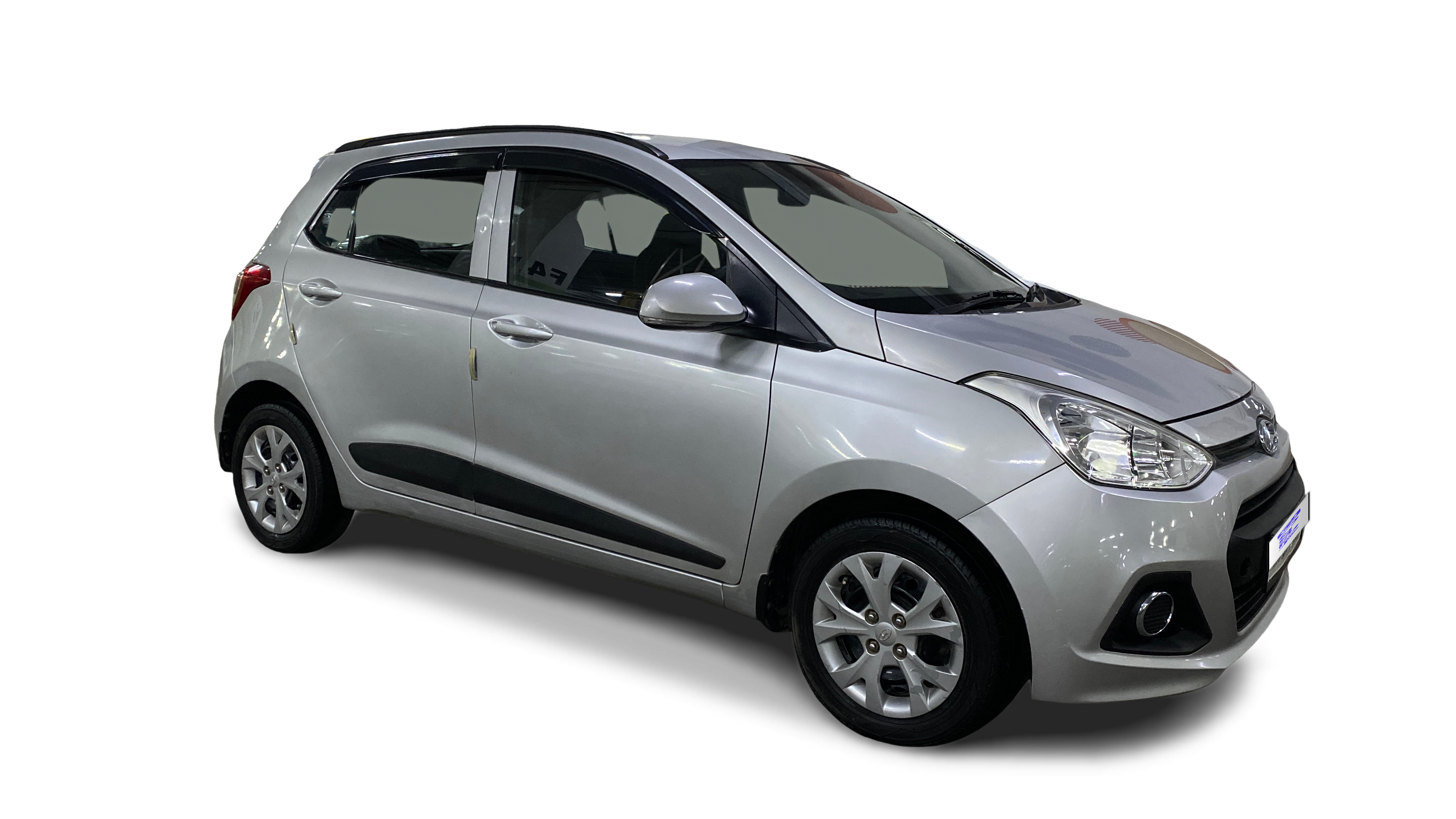 2015 Hyundai Grand i10 - Hatchback - Petrol - Manual - ₹2.79 lakh