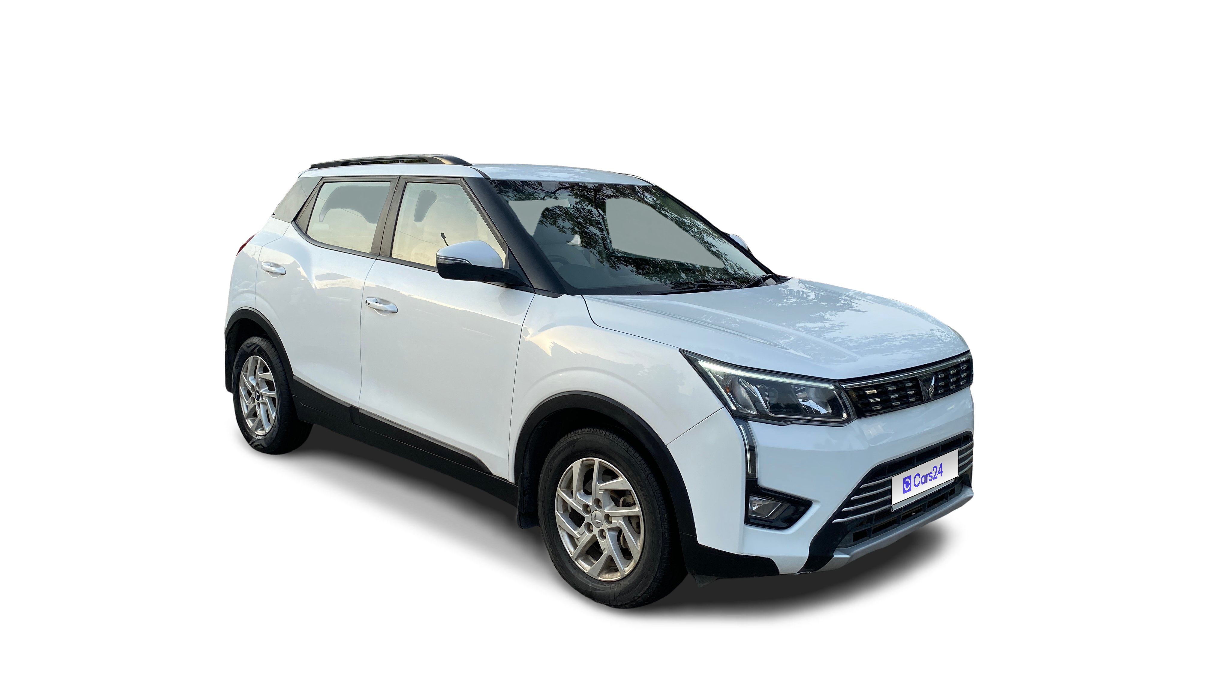2024 Mahindra XUV300 - SUV - Diesel - Manual - ₹9.45 lakh
