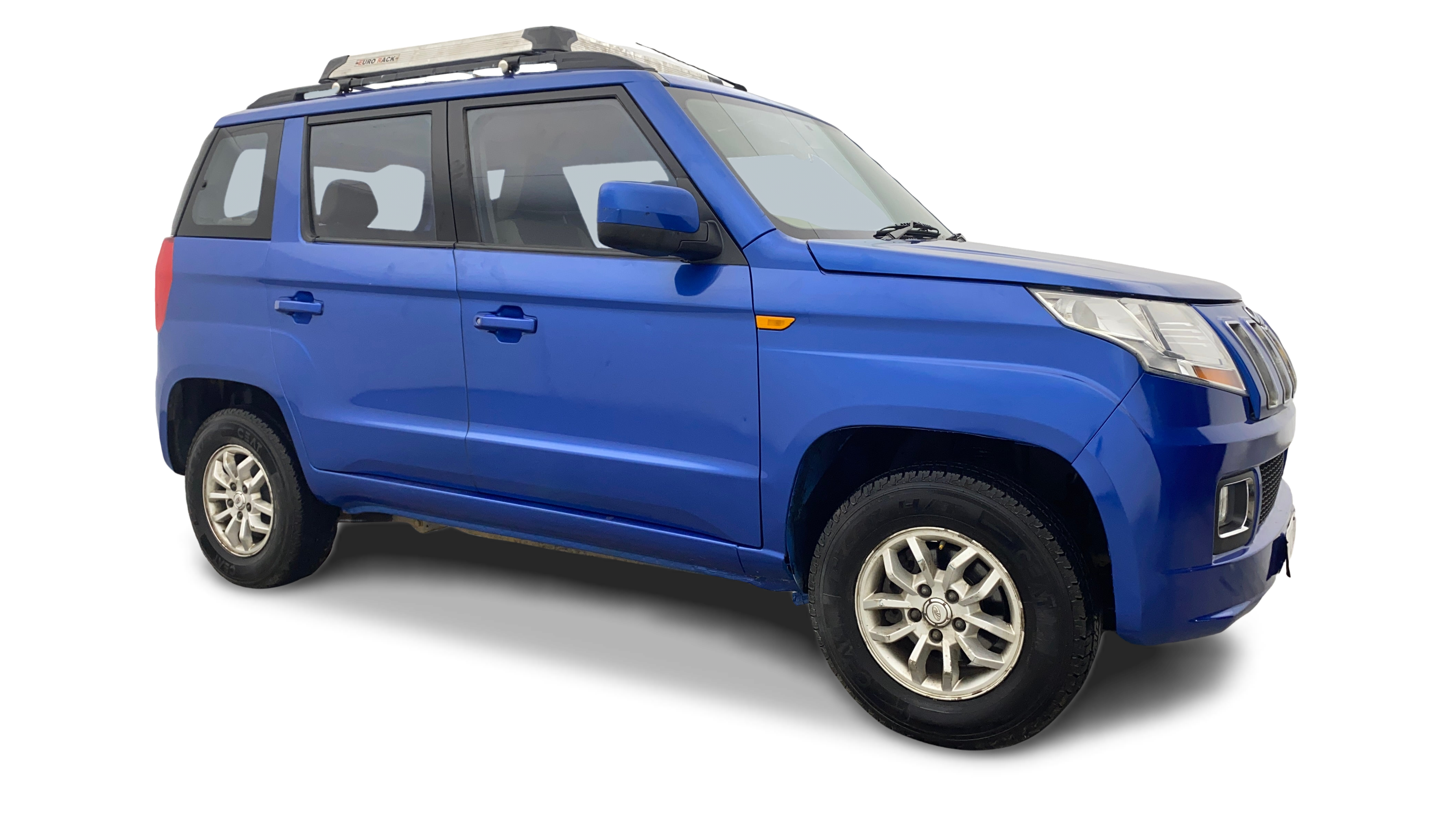 Mahindra TUV300-img