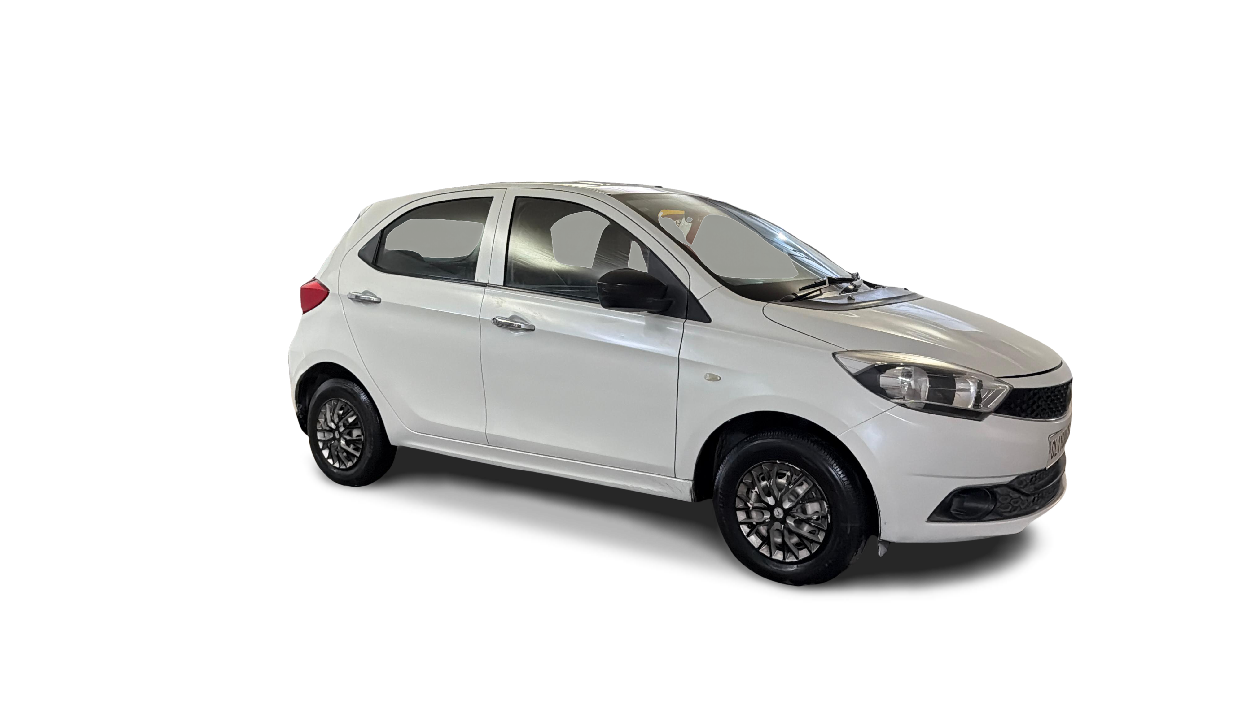 2017 Tata Tiago - Hatchback - Petrol - Manual - ₹2.65 lakh