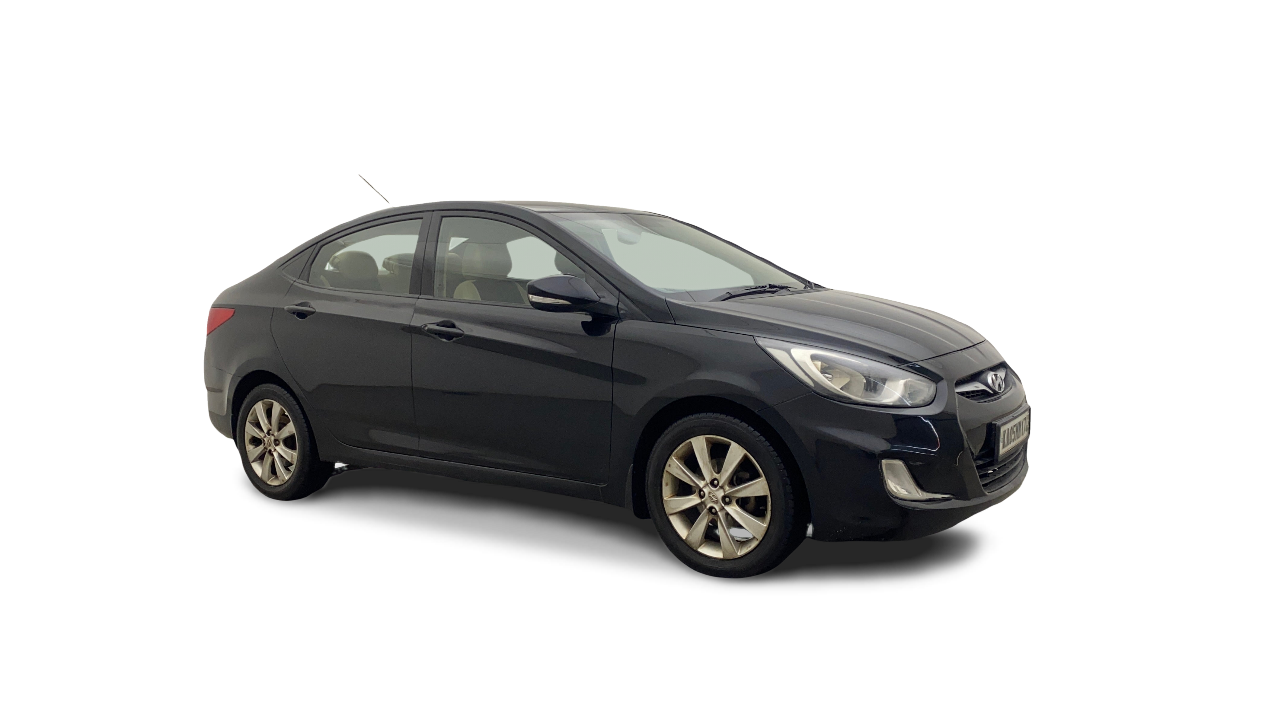 Hyundai Verna-img