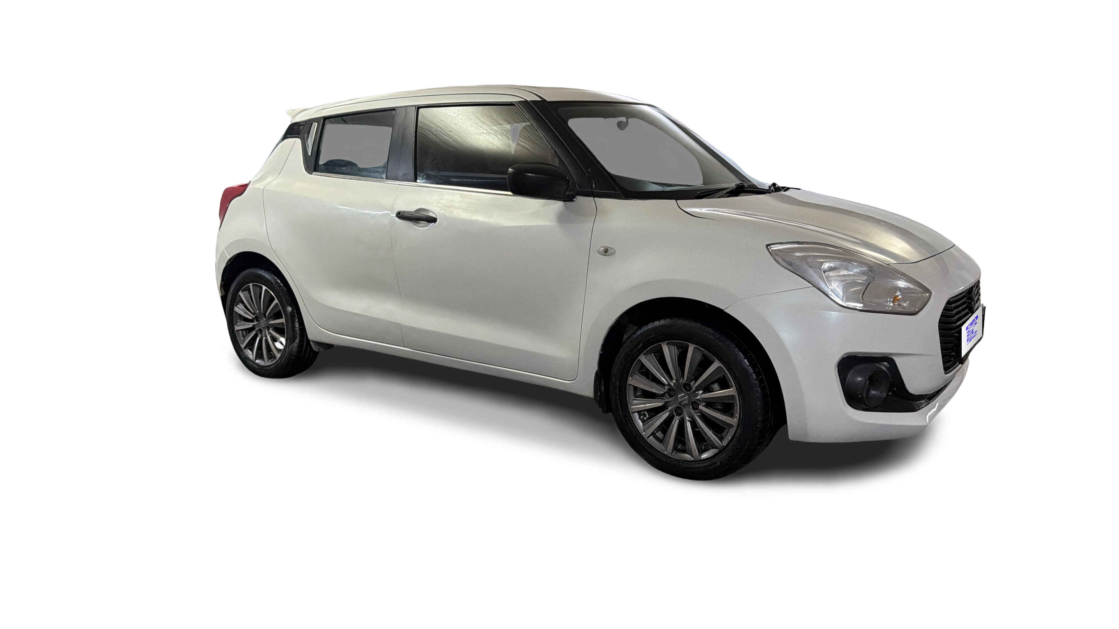 2019 Maruti Swift - Hatchback - CNG - Manual - ₹3.76 lakh