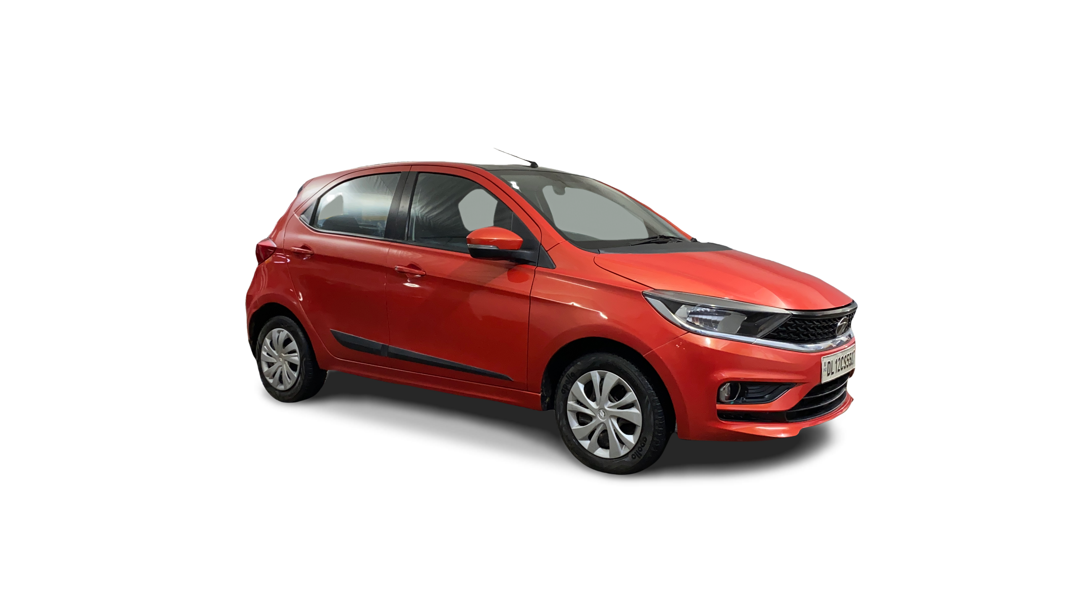 Tata Tiago-img