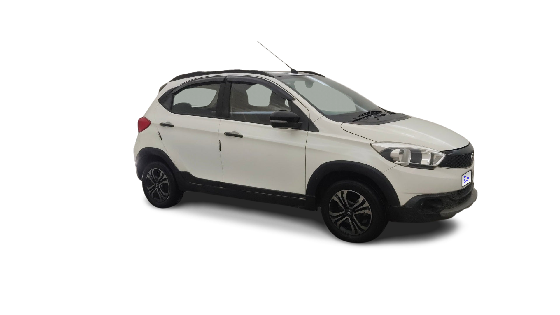 2018 Tata TIAGO NRG - Hatchback - Petrol - Manual - ₹3.29 lakh